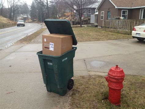 city of muskegon trash service.